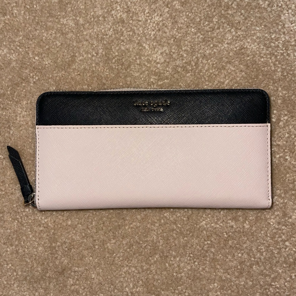 Kate Spade Two Toned Black/Cream Wallet